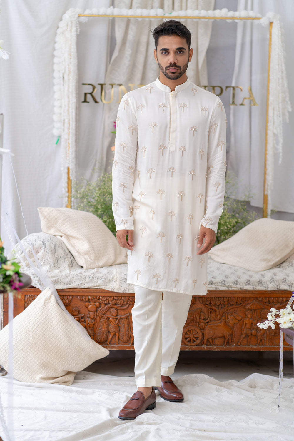 Ivory Cutpipe Embroidered Kurta Set - Auraya Fashion - Runit Gupta - #tag1# - #tag2# - #tag3# - #tag3#