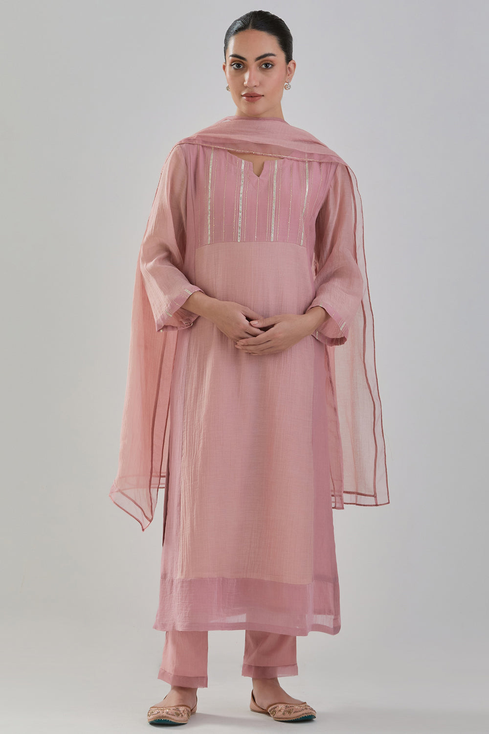 Handwoven Chanderi Kurta Set In Old Rose