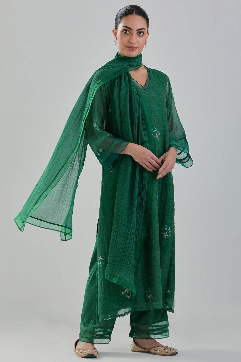 Handwoven Chanderi Kurta Set In Bottle Green