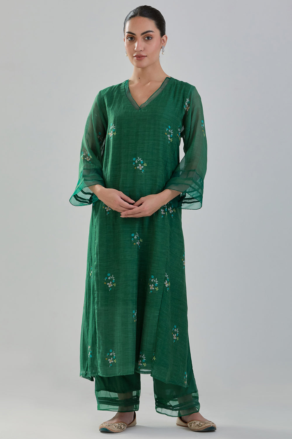 Handwoven Chanderi Kurta Set In Bottle Green