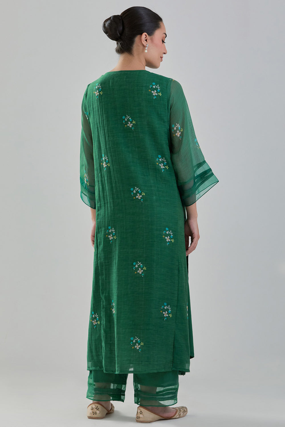 Handwoven Chanderi Kurta Set In Bottle Green