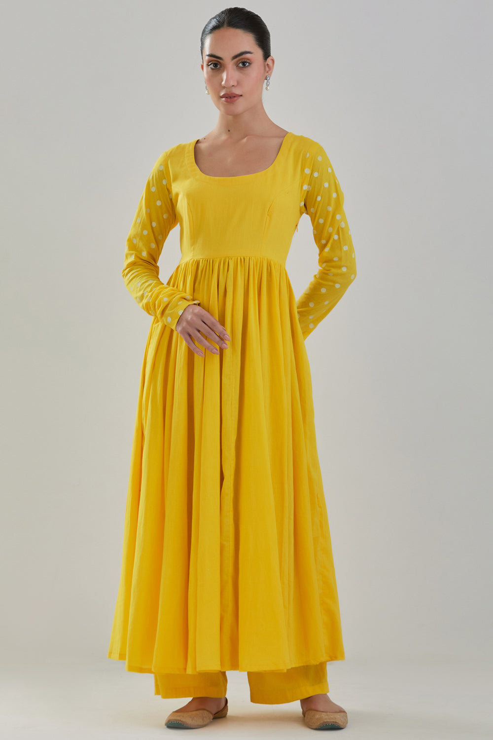 Handwoven Chanderi Anarkali Set In Yellow