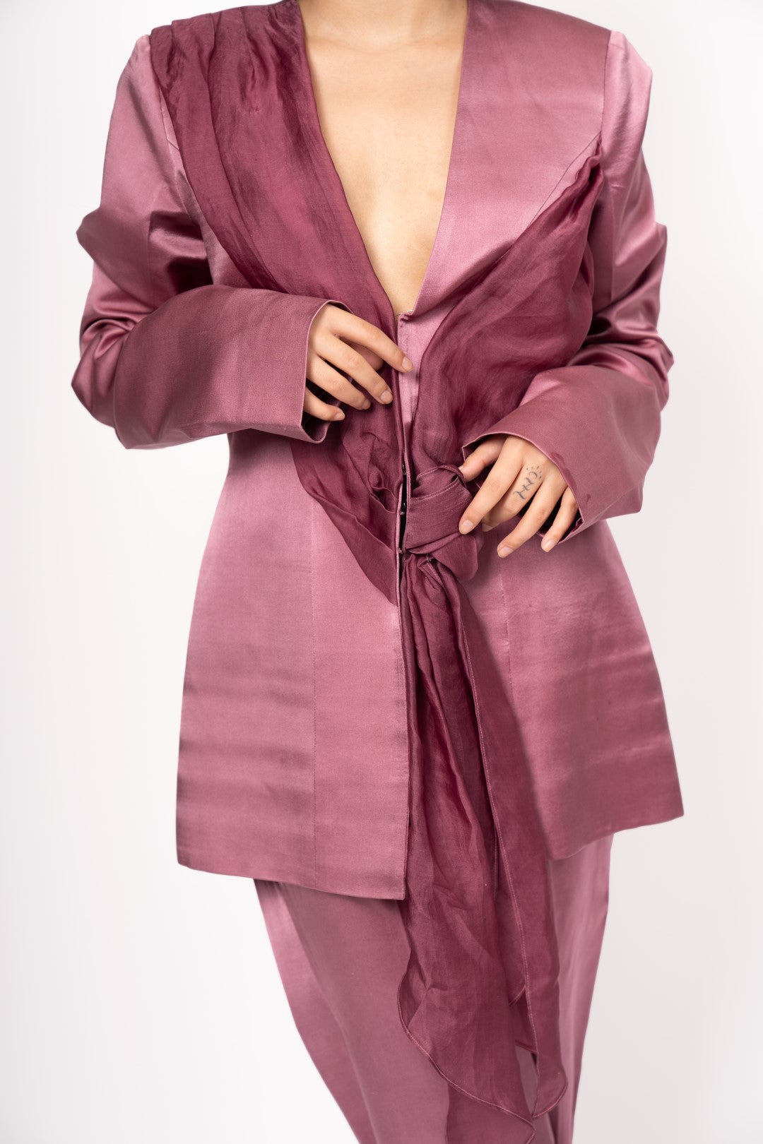 Lovestruck Luxury Satin Pant Suit with Innovative Chiffon Collar