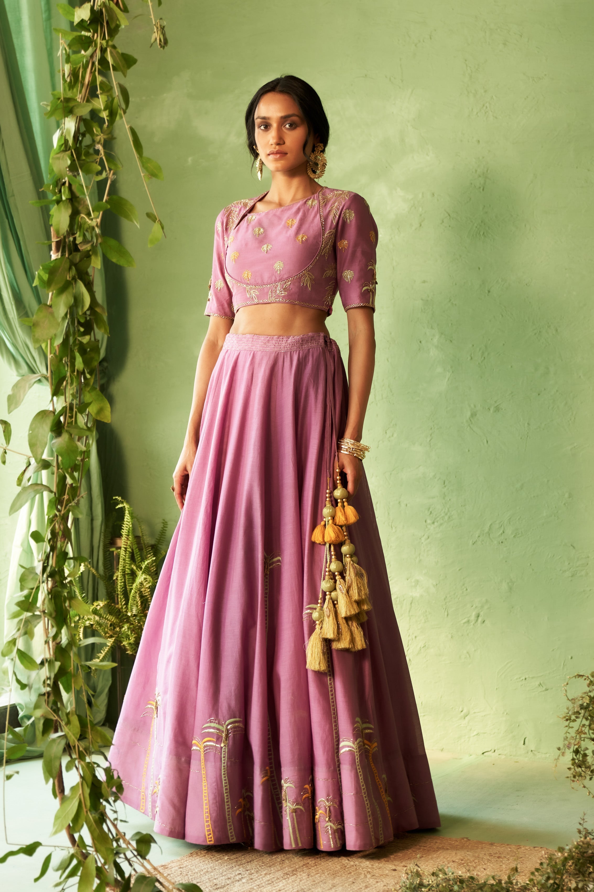 Kinaara Lehenga Set