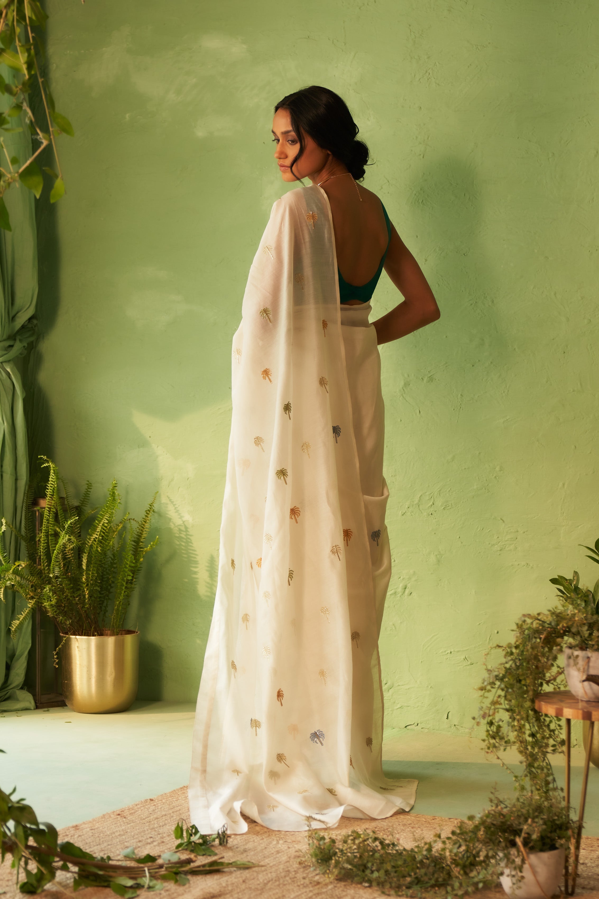 Saree With Peacock Green Blouse