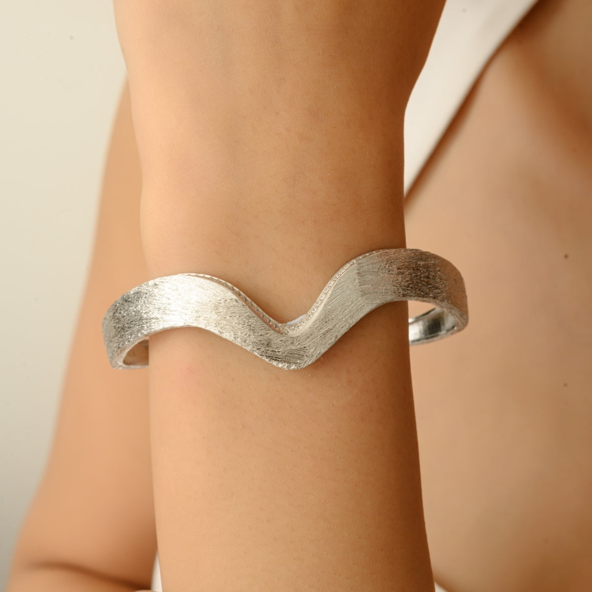 White Gold Matte Finish Chunky Bracelet