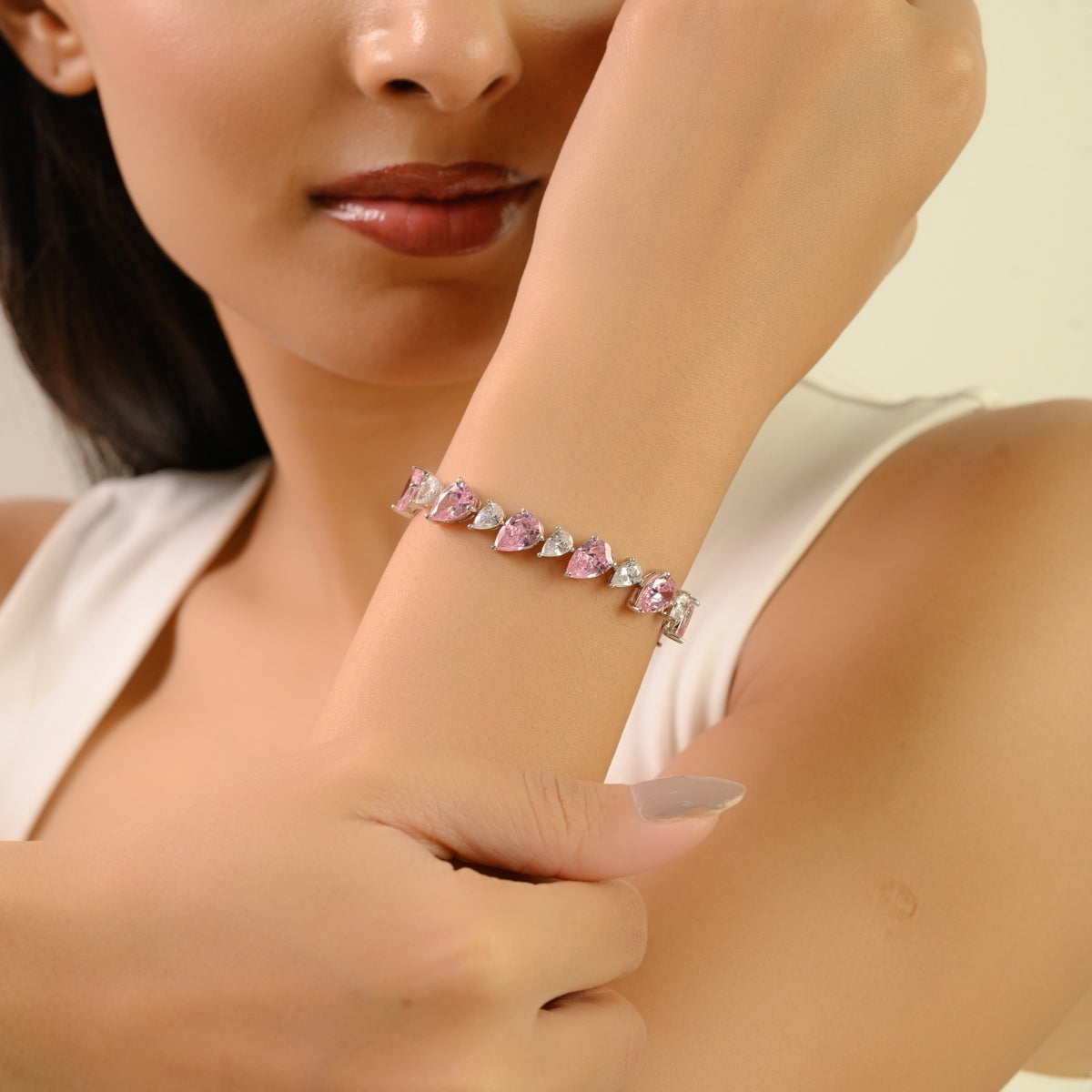 925 Sterling Silver Brilliant Pear Cut White and Pink CZ Tennis Bracelet