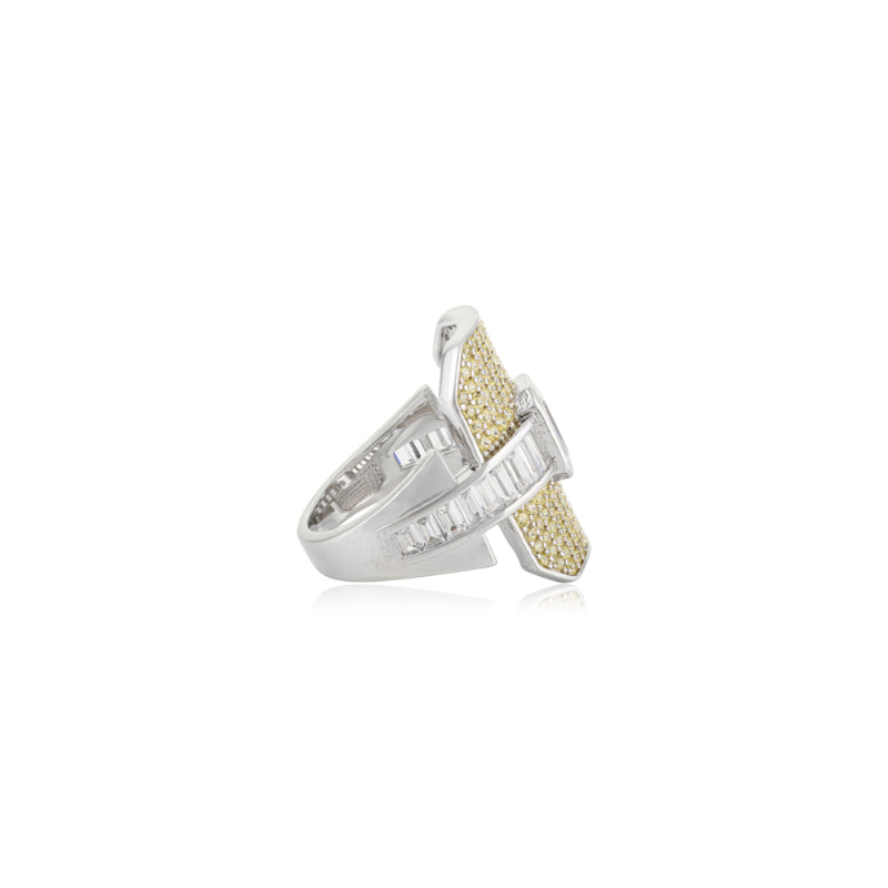 Luxurious Art Deco Silver Ring with Baguette CZ