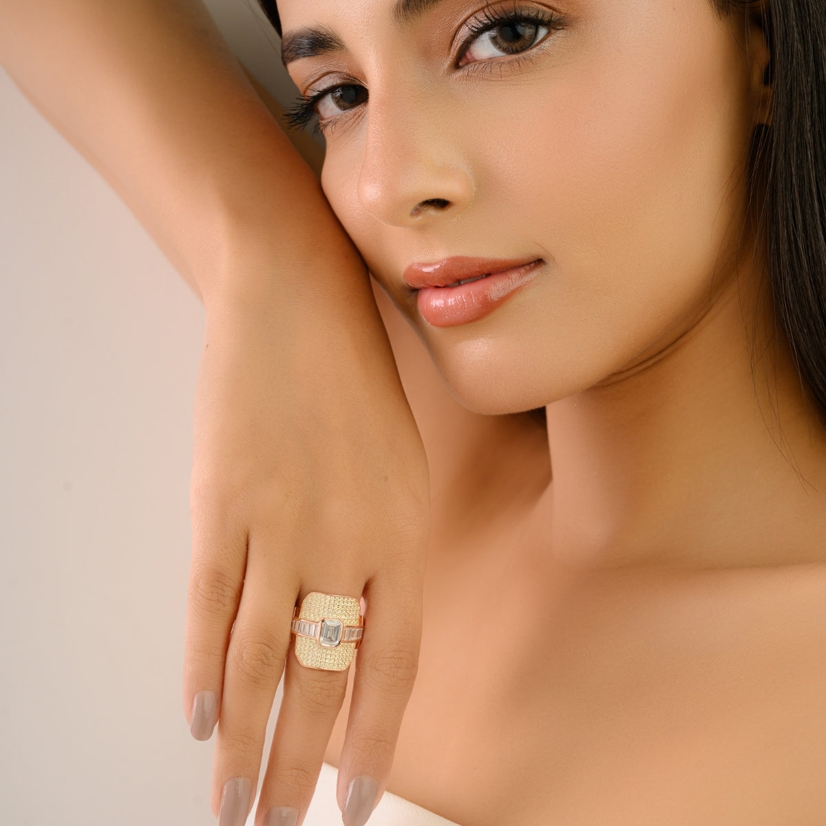 18k Rose Gold Luxurious Art Deco Silver Ring with Baguette CZ