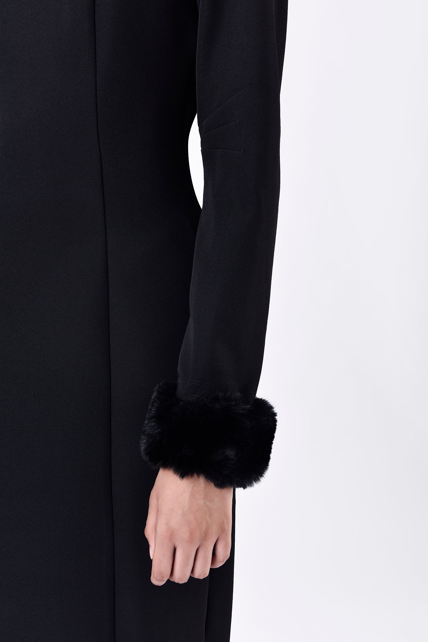 Faux Fur Collar Slim Fit Dress