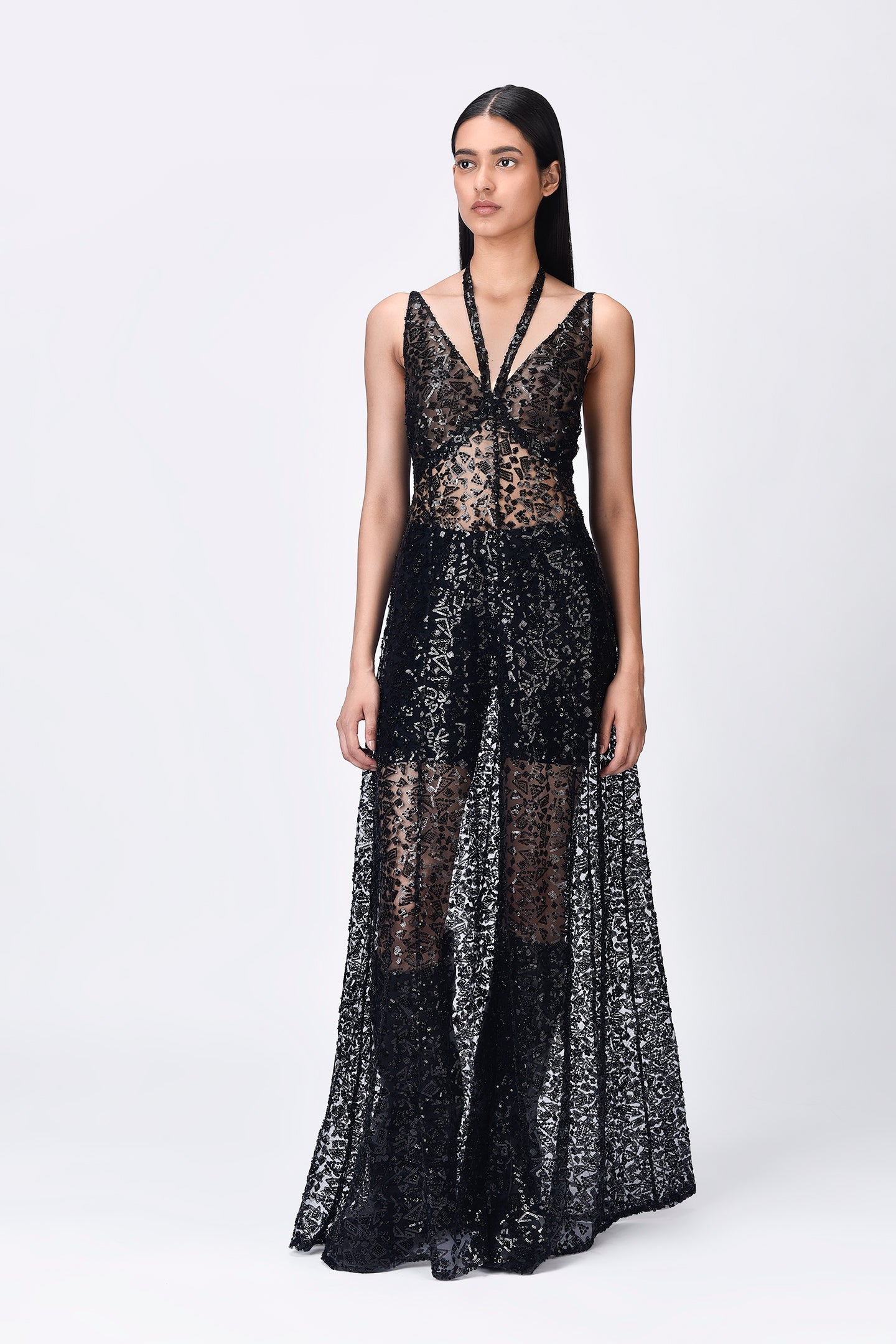 Slim Fit Embroidered Tulle Floor-Length Gown