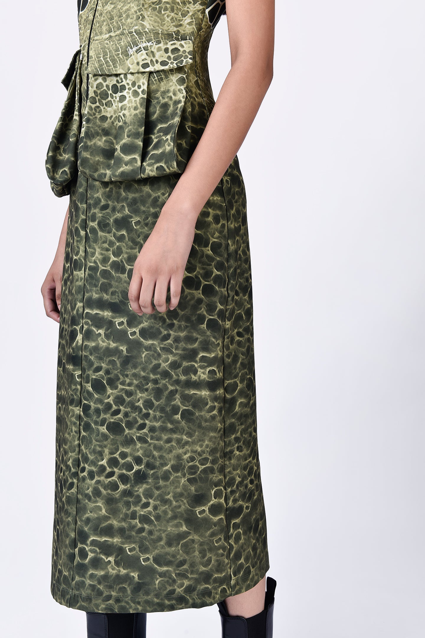 Crepe Microcell Print Dress - Taupe