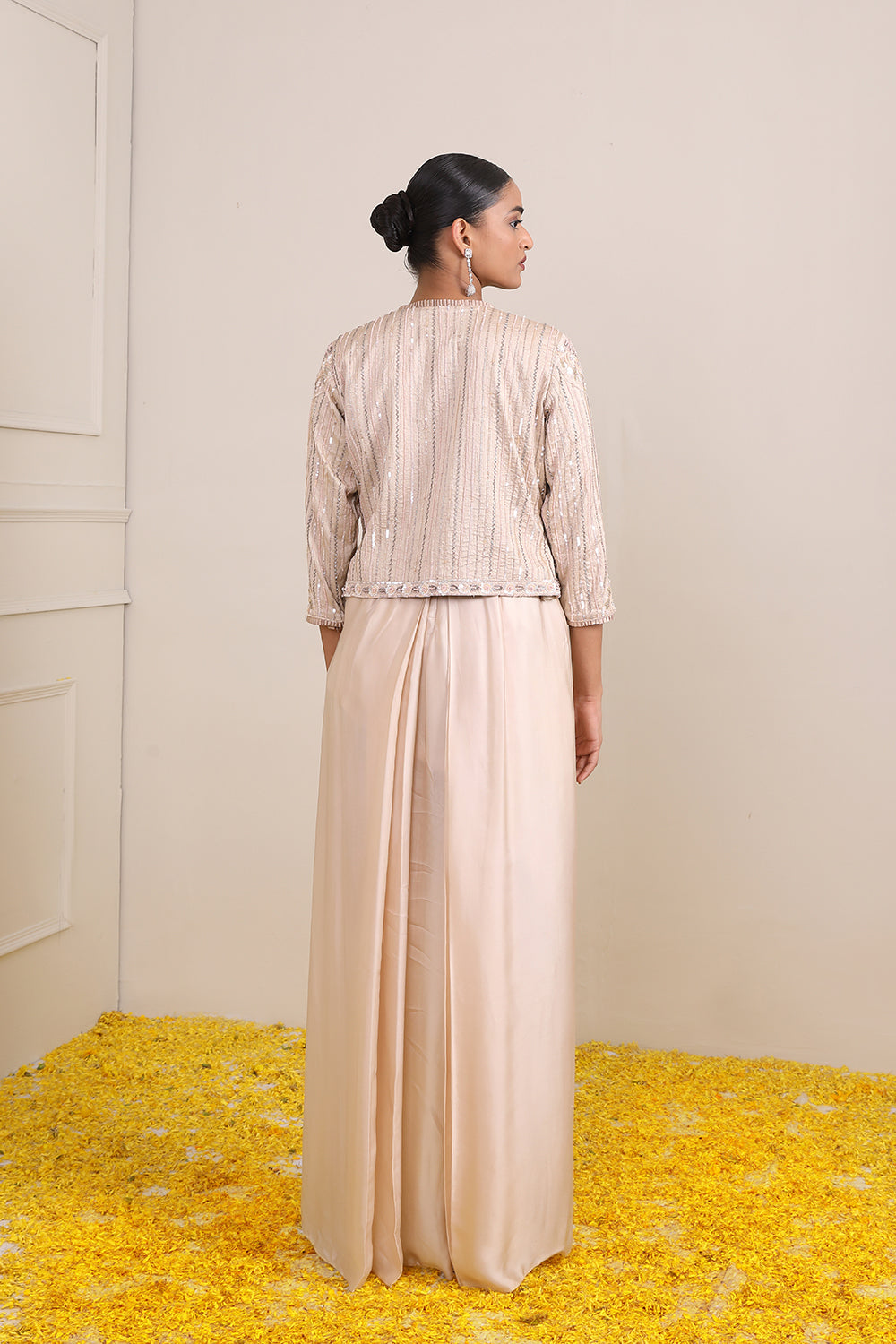 Tahira Cape Suit - Auraya Fashion 