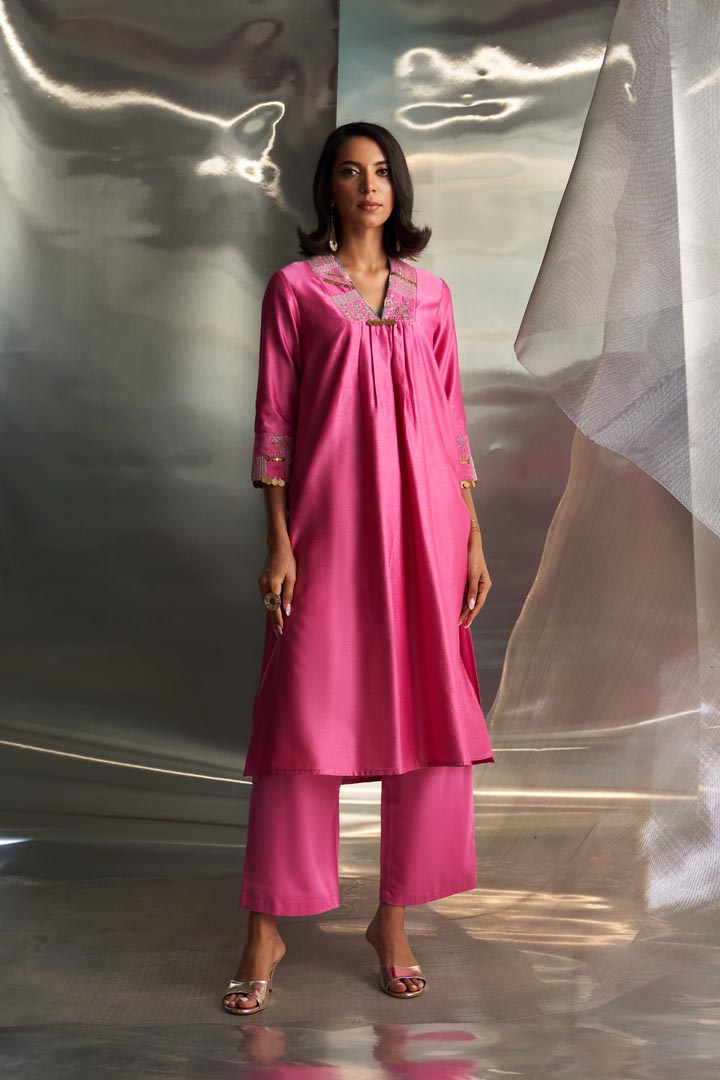 Image of Bloom Pink V-Neck Kurta Set