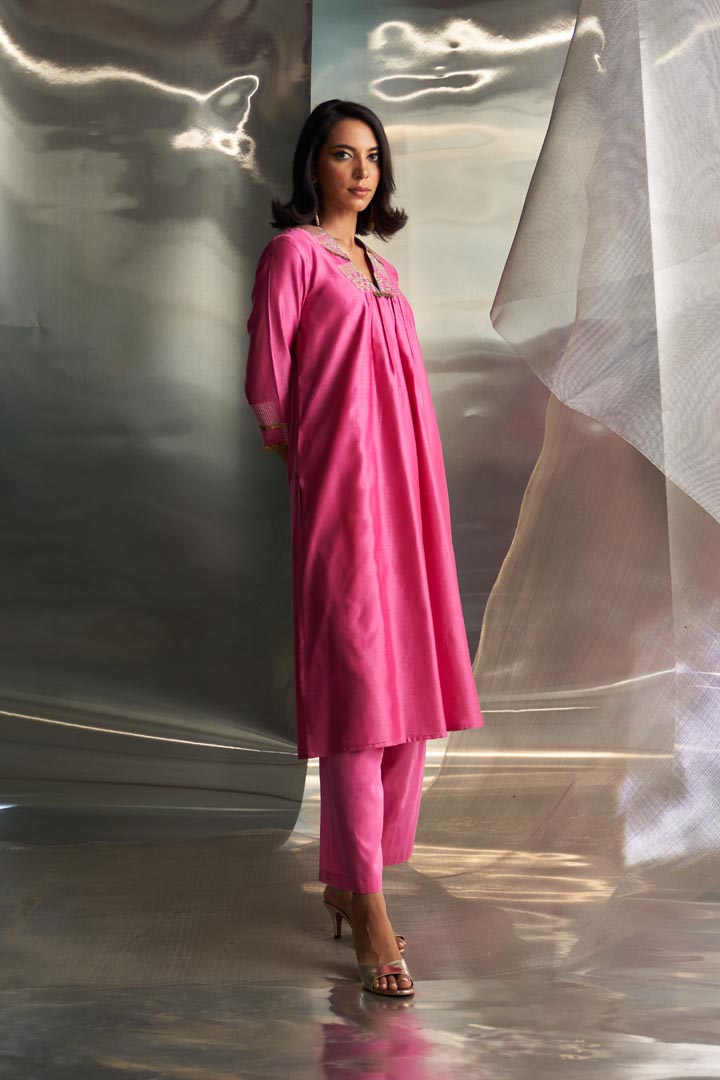 Image of Bloom Pink V-Neck Kurta Set