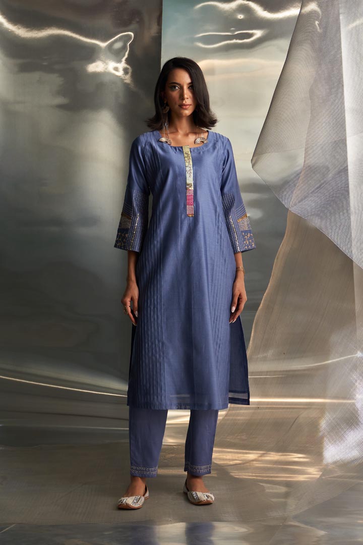 Image of Mis'r Embroidered Flared Sleeve Kurta Set