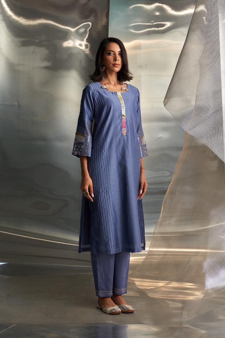 Image of Mis'r Embroidered Flared Sleeve Kurta Set