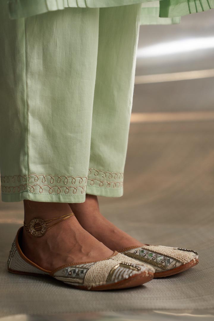 Image of Mis'r Embroidered Flared Sleeve Kurta Set