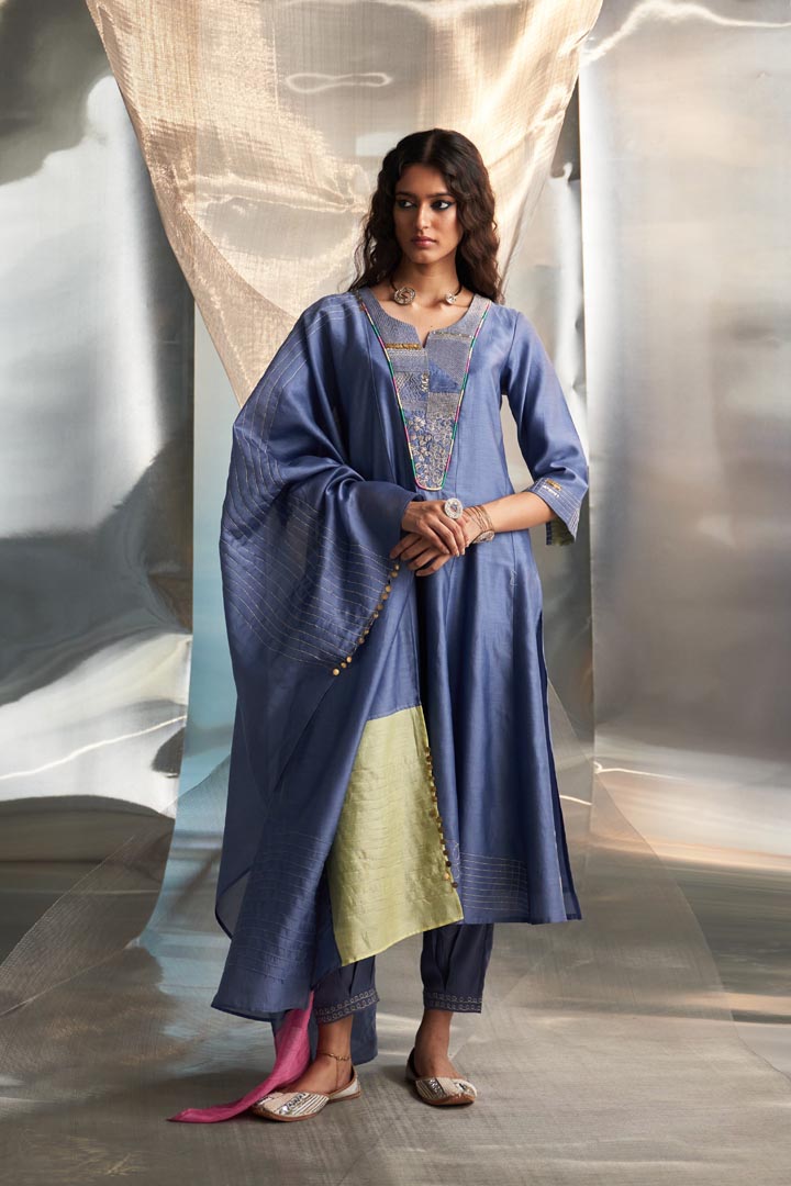 Image of Mis'r Embroidered Flared Kurta Set