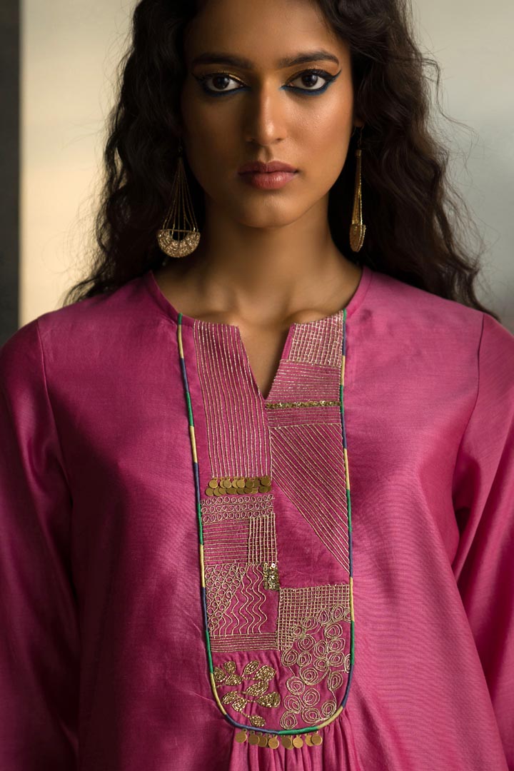 Image of Mis'r Embroidered Gathered Kurta Set