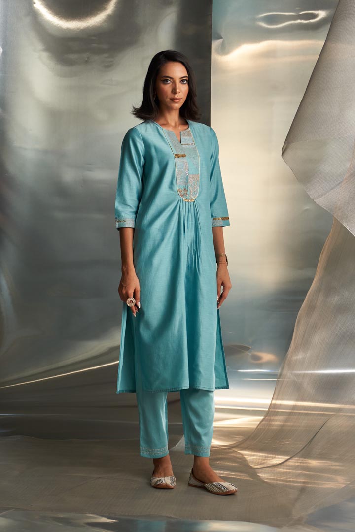 Image of Mis'r Embroidered Gathered Kurta Set