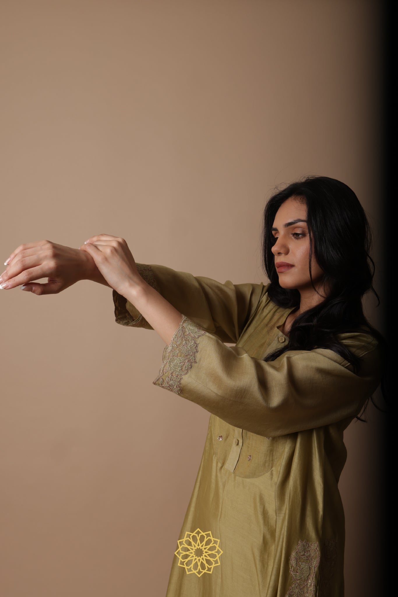 NIMAI - MEHENDI GREEN