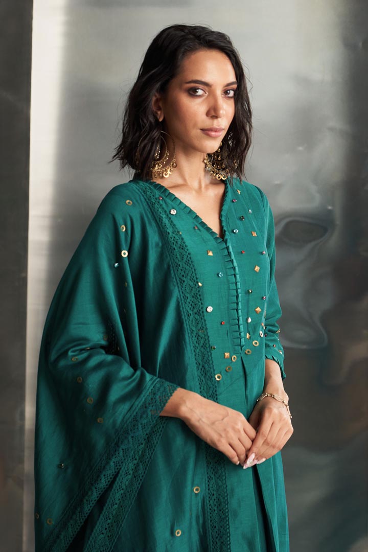 Image of Emerald Green Chanderi Pleated Neck Kurta