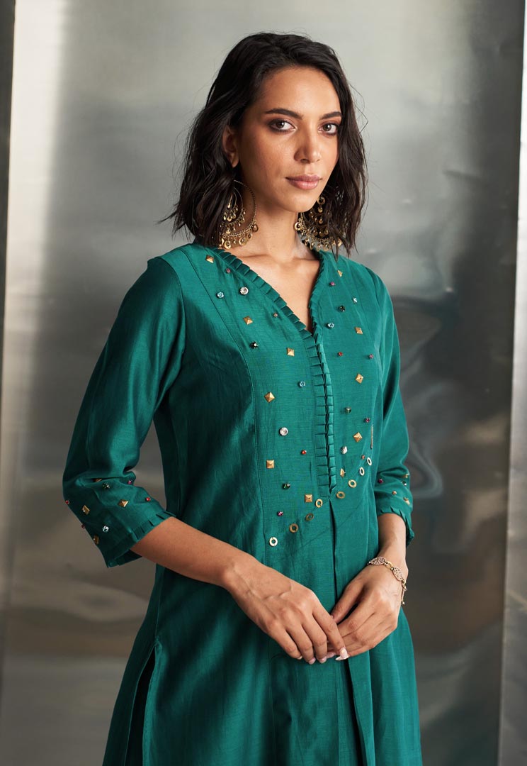 Image of Emerald Green Chanderi Pleated Neck Kurta