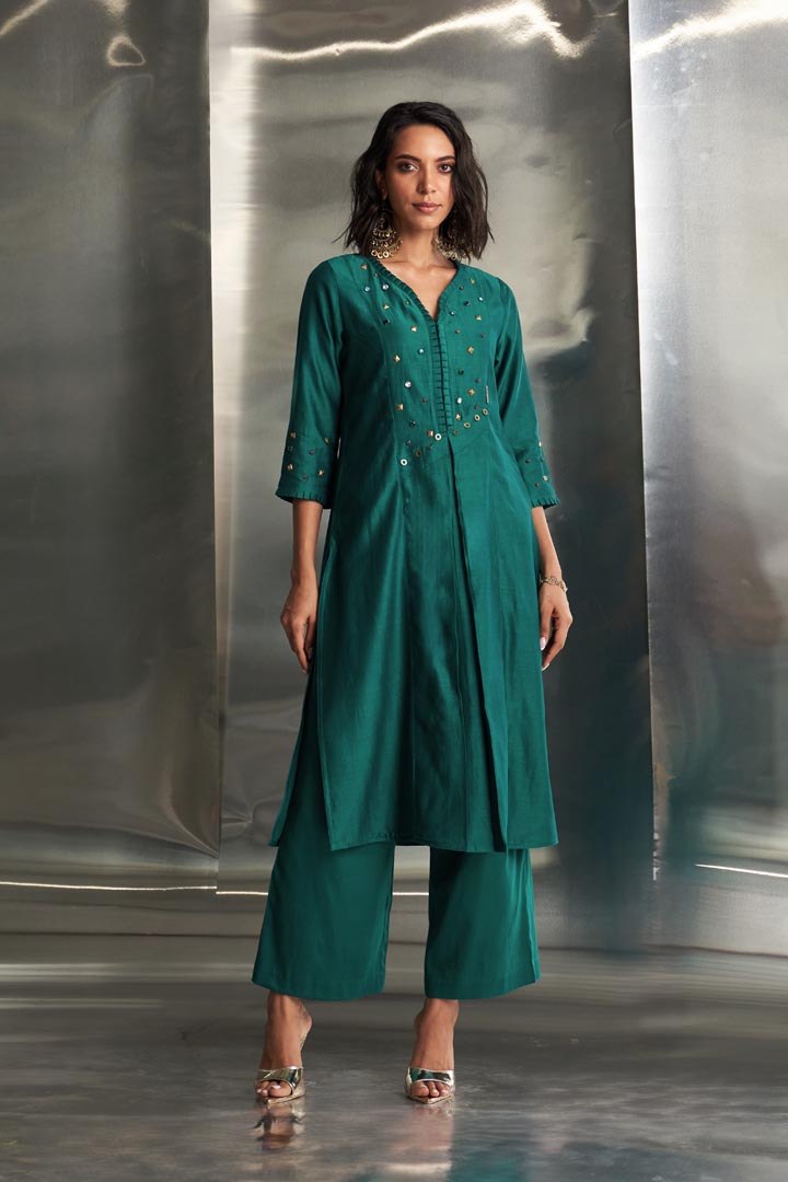 Image of Emerald Green Chanderi Pleated Neck Kurta