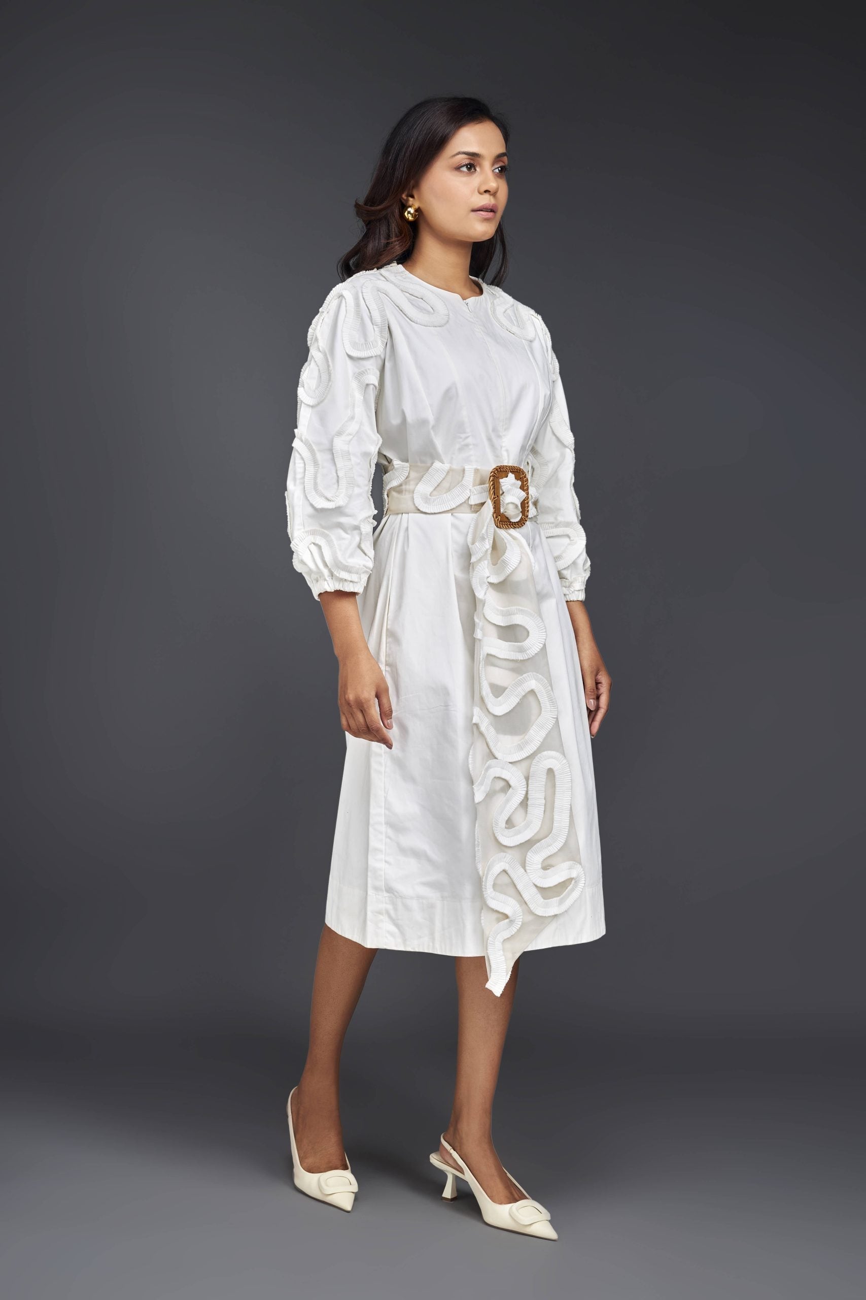 WHITE MIDI DRESS WITH PLEATED FRILL DETAILING ON SLEEVES COMES WITH BELT