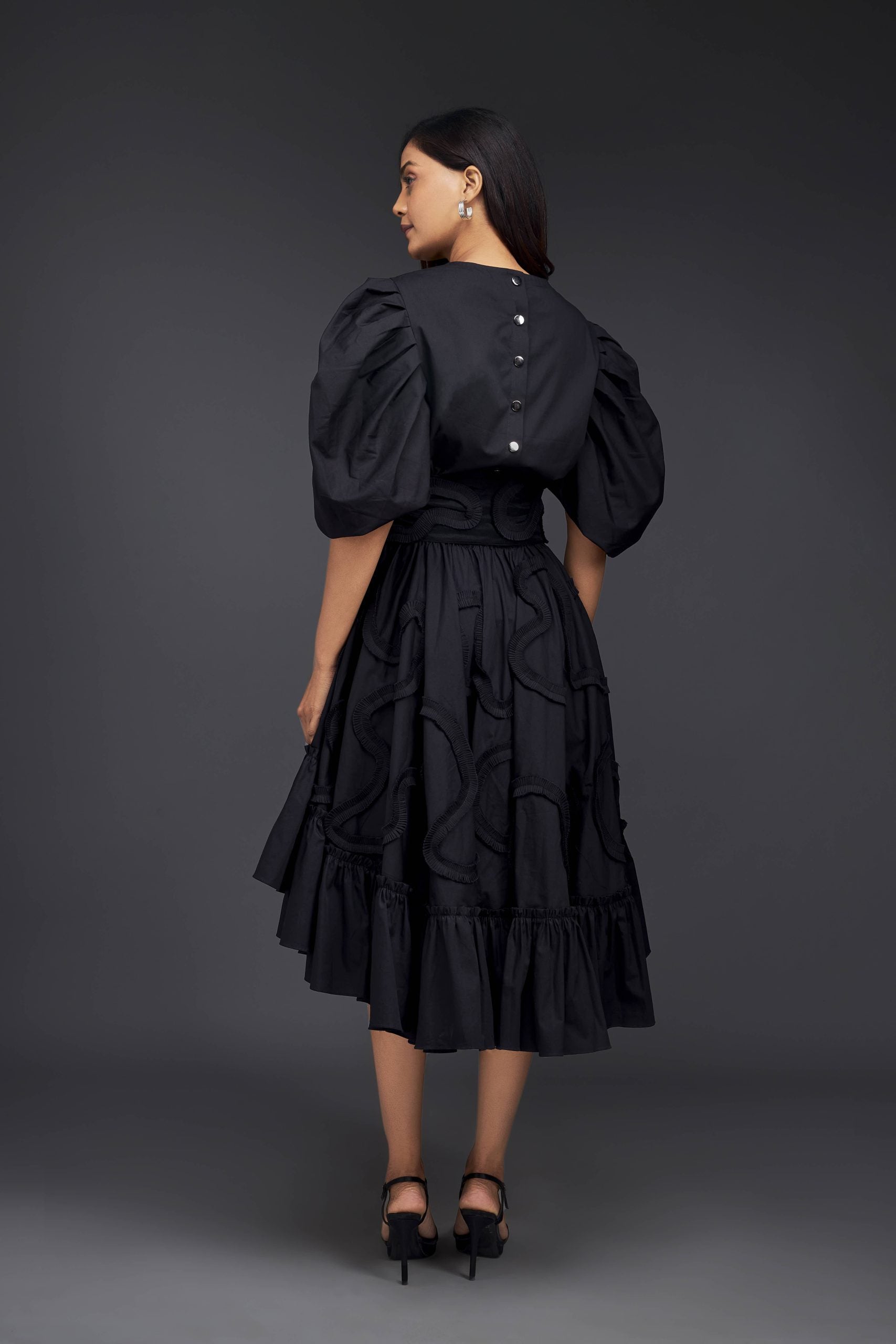 CO-ORD SET WITH GATHERED BOTTOM FRILL & PLEATED FRILL DETAILING ON THE SKIRT.
