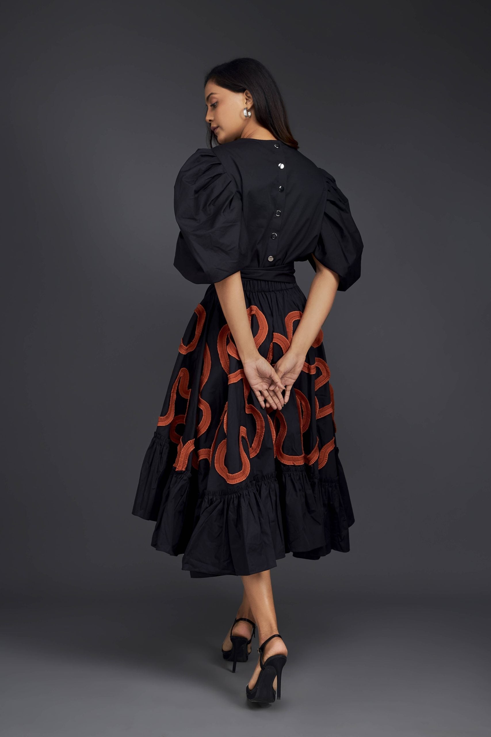 CO-ORD SET WITH GATHERED BOTTOM FRILL & PLEATED FRILL DETAILING ON THE SKIRT.