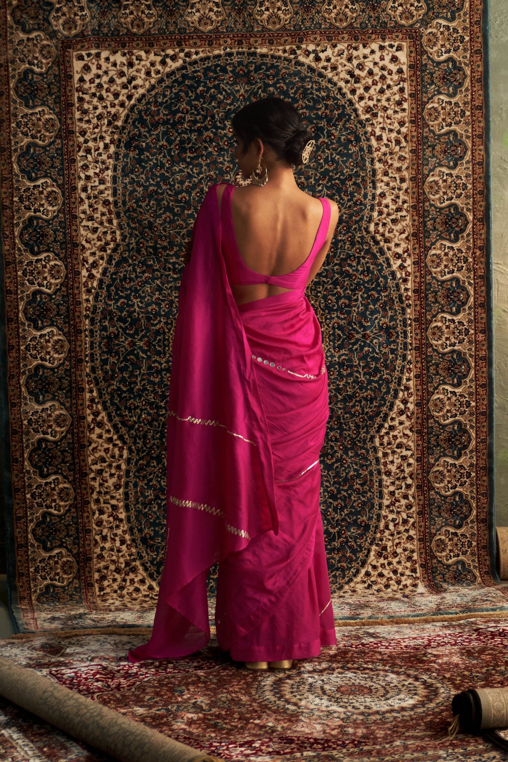 Prarambh Rani Pink Embroidered Chanderi saree with sleeveless blouse