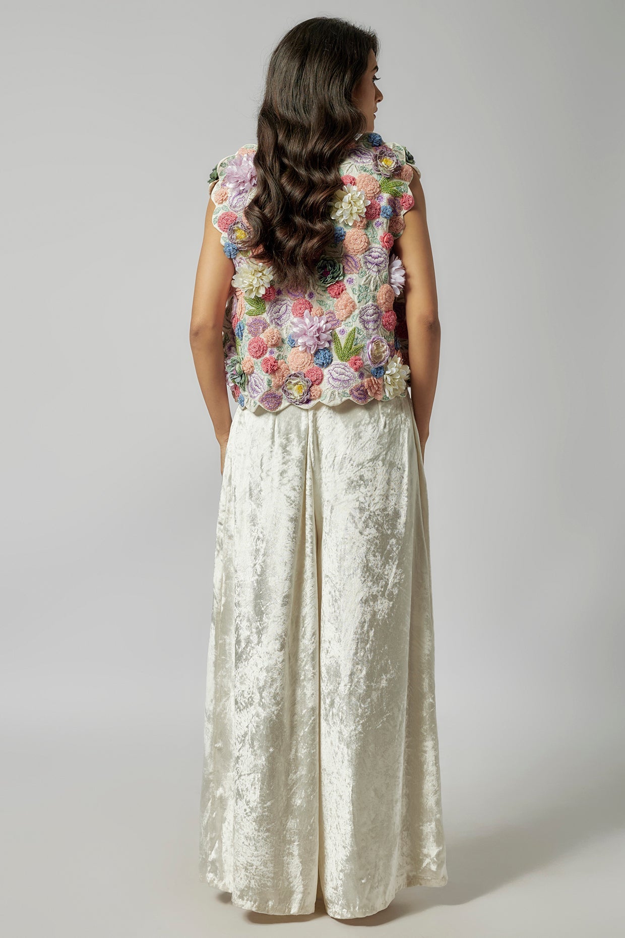 Off White Embroidered Jacket With Bustier And Pant With Embroidered Belt