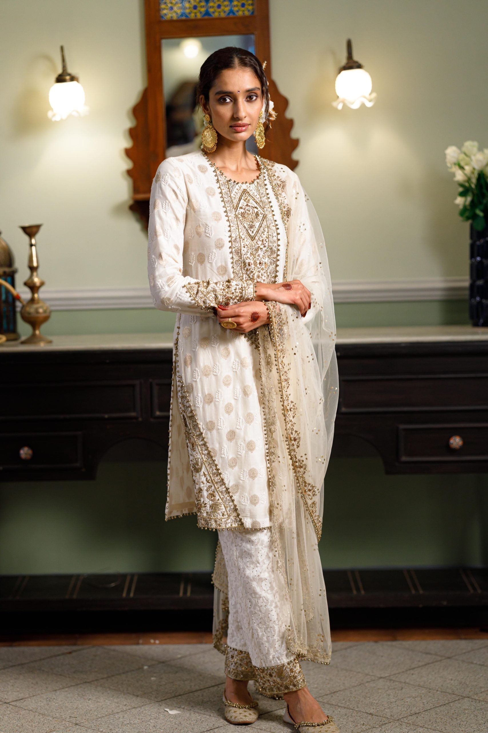 Gauhar Off White Straight Embroidered Yoke Kurta And Straight Pant With Embroidered Dupatta