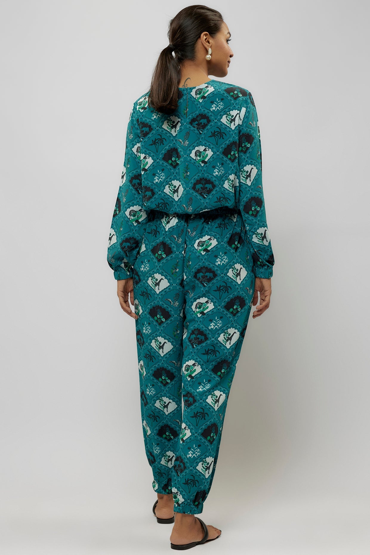 Teal Printed Crepe Top With Jogger Pant