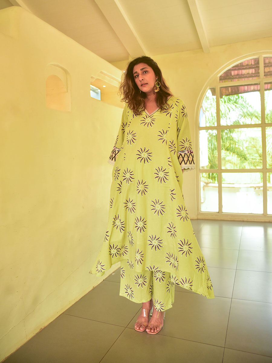 Image of Madhubala Kurta With Pants Set