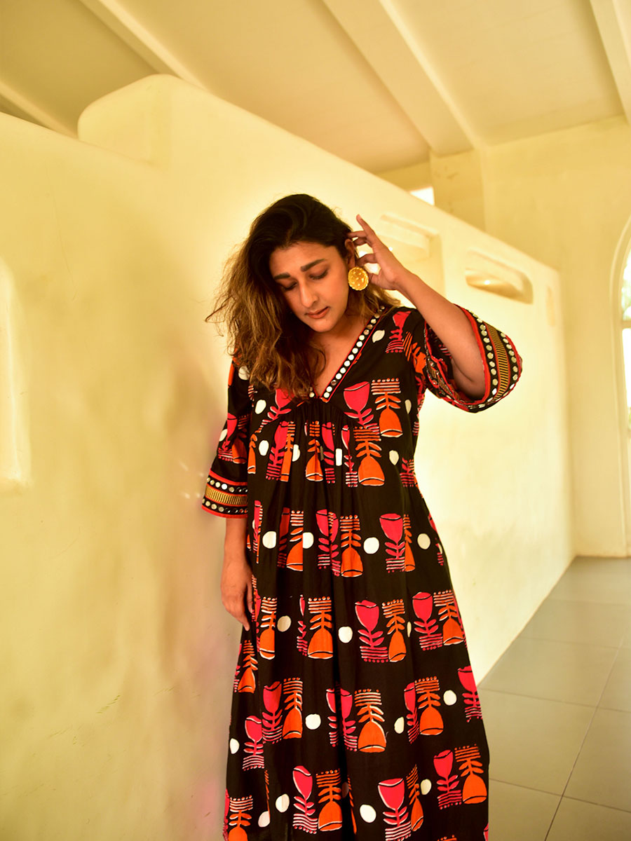 Image of Saira Kurta With Pants Set