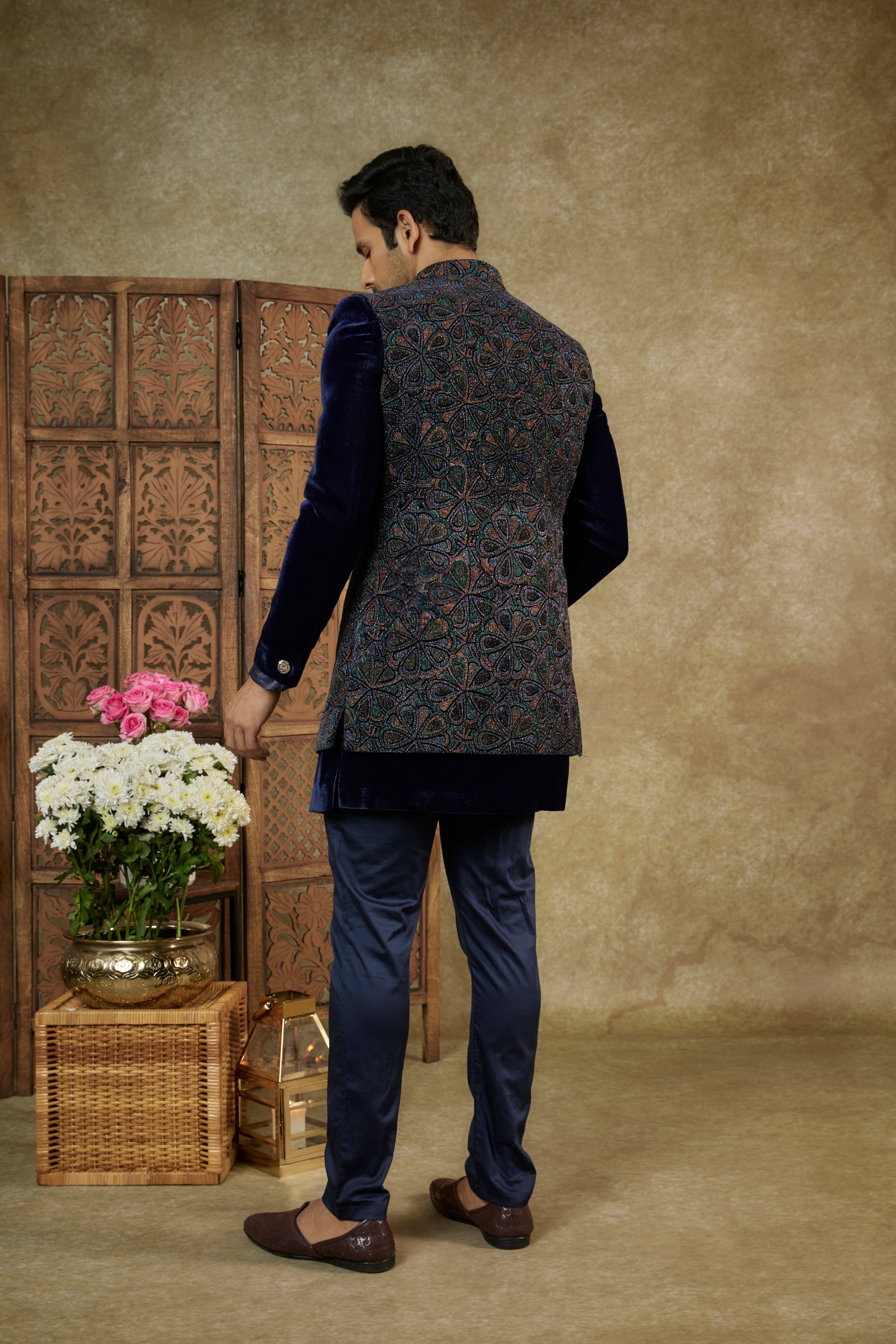 NAVY BLUE VELVET JACQUARD OPEN INDOWESTERN SET