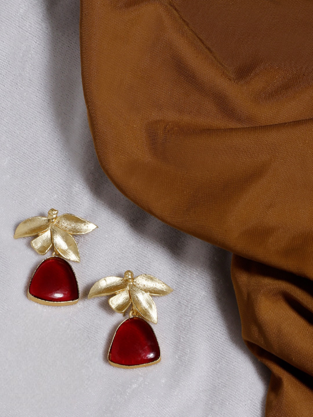 Rang-e-Hawa Drop Earring