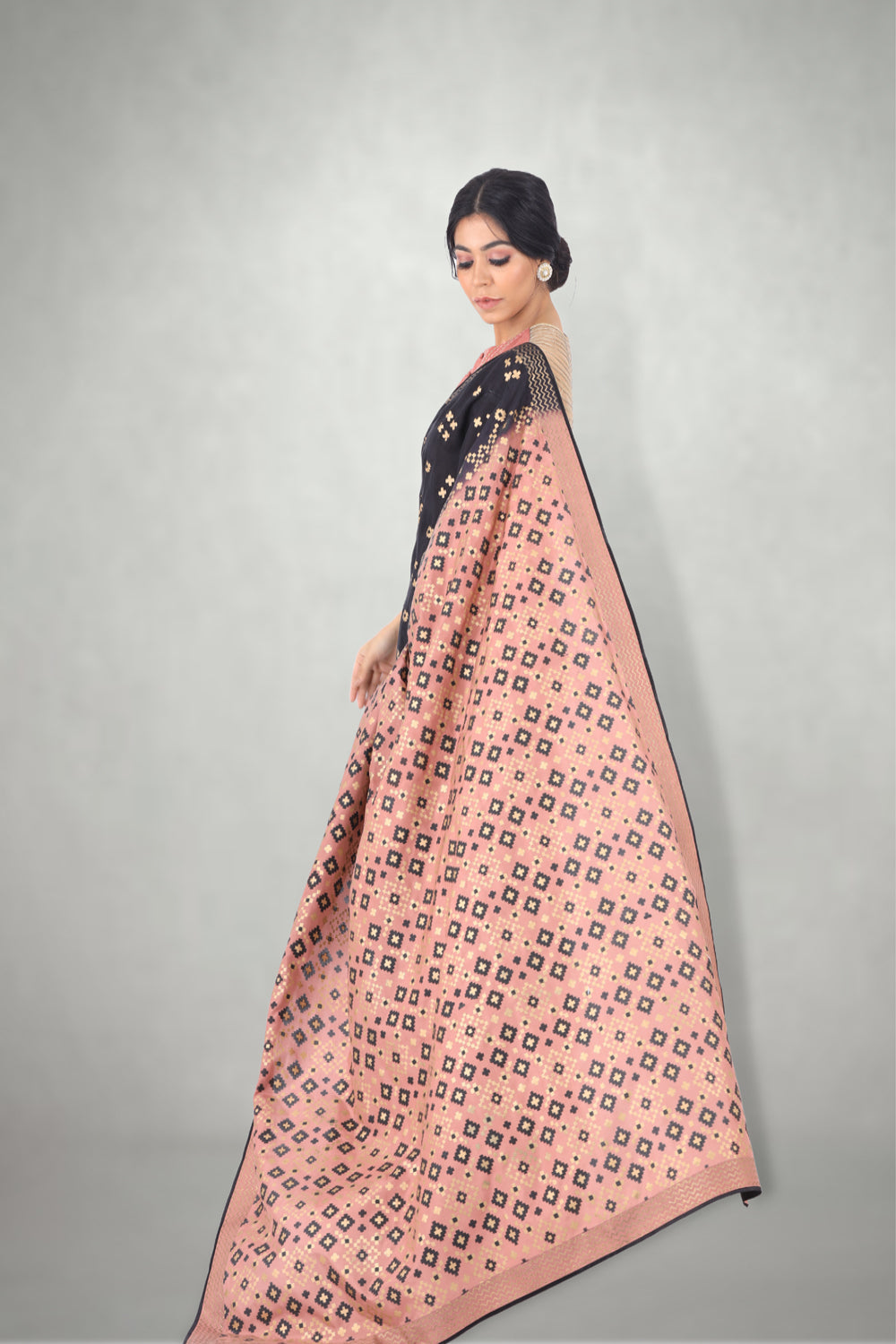 Black & Pink Ombre Ikat Printed  Saree