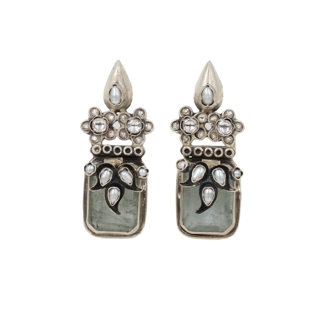 Timeless Craft: Sangeeta Boochra Silver Handcrafted Earrings