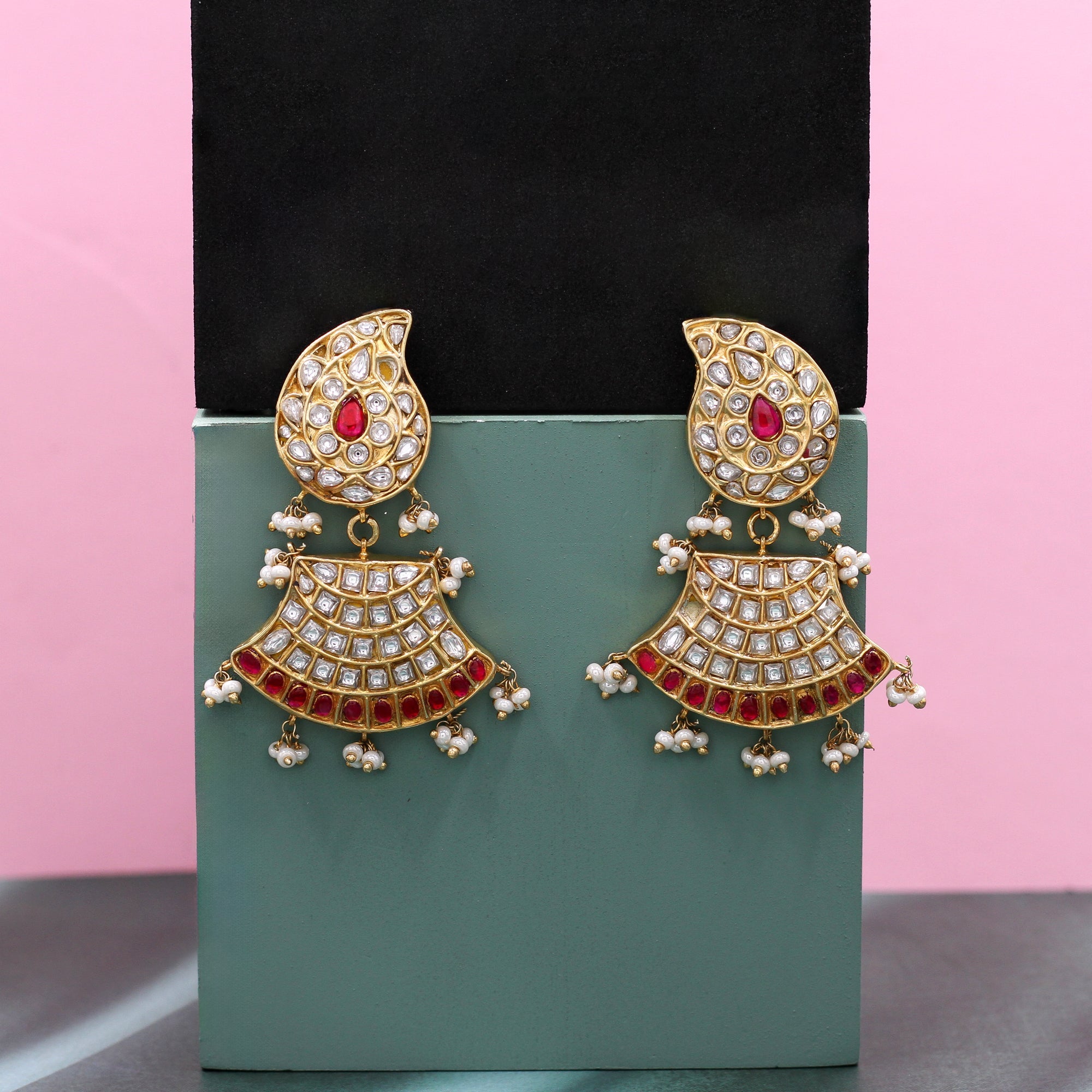 Gilded Grace: Sangeeta Boochra Kundan Earrings