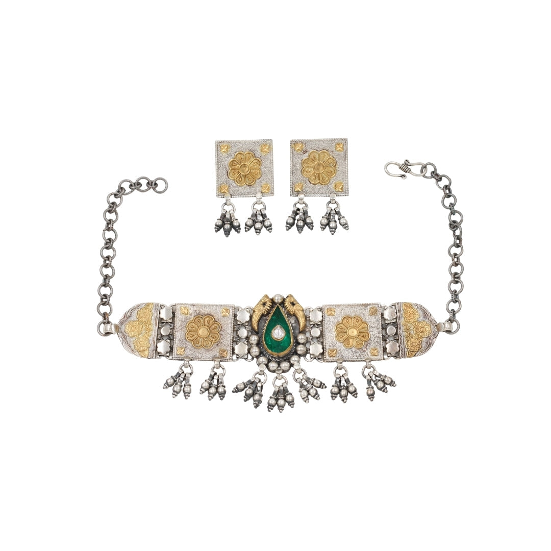 Emerald Splendor: Sangeeta Boochra Silver Necklace with Matching Earrings