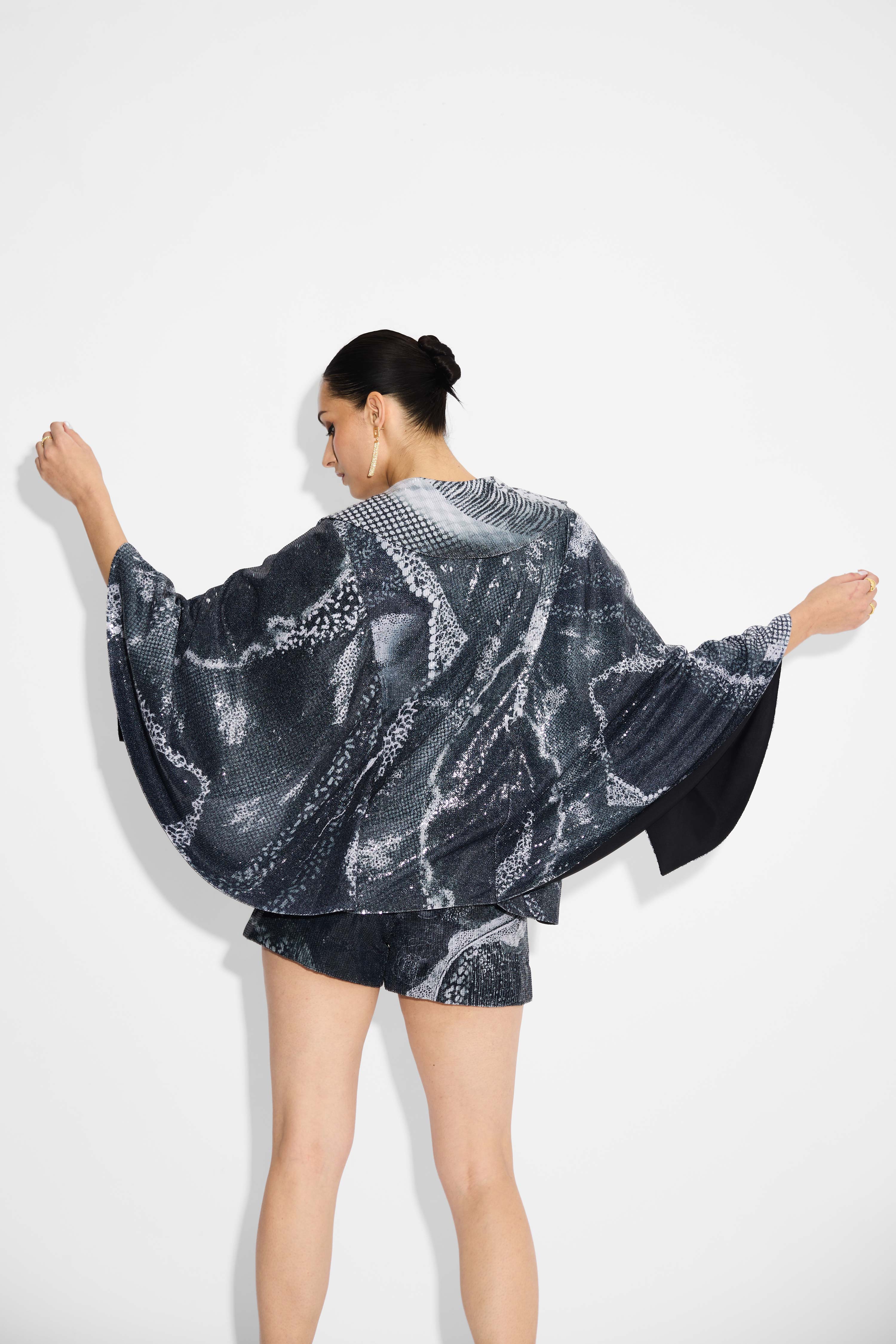 Amorphous print black tube top