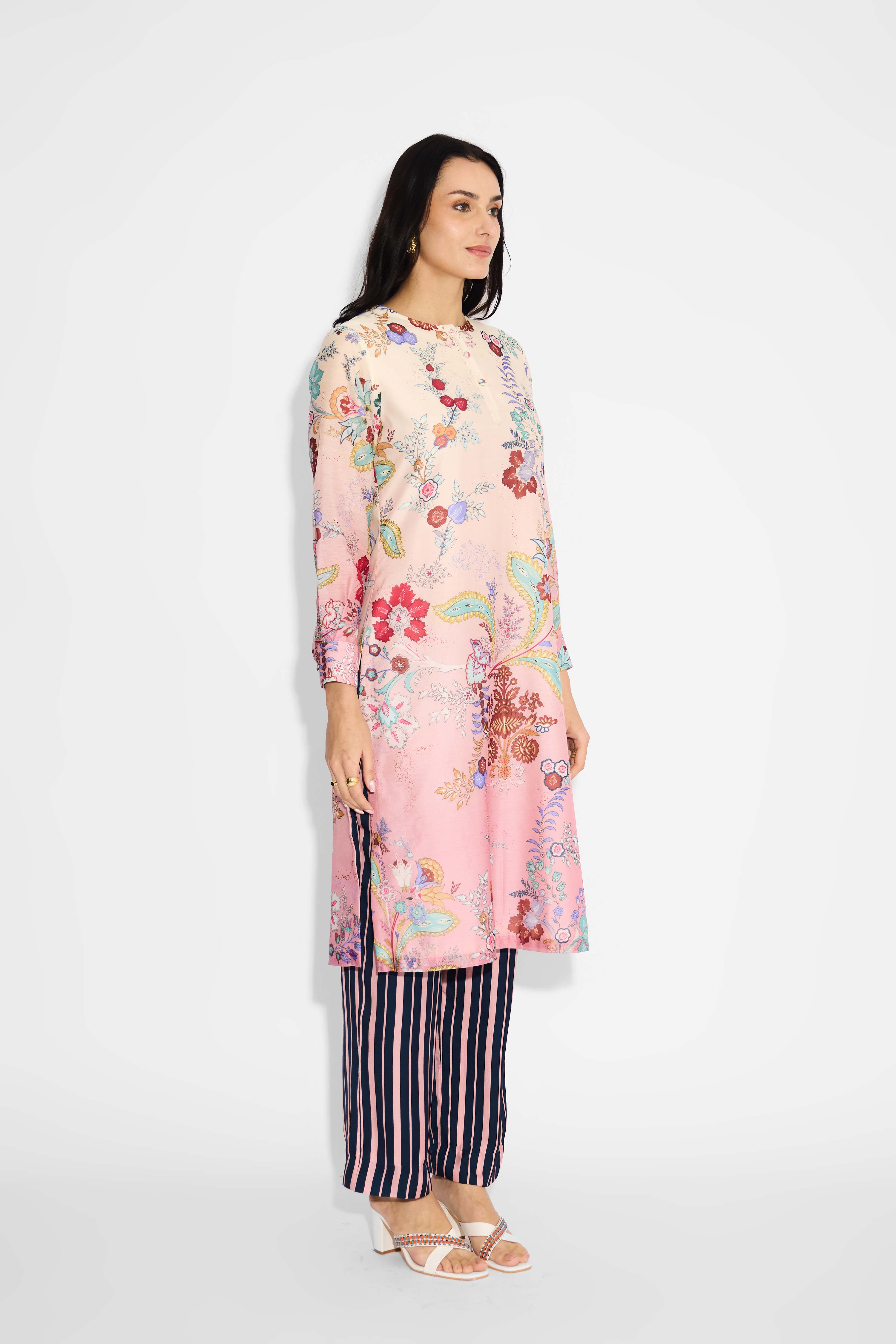 Chintz Pink Ombre Straight Kurta