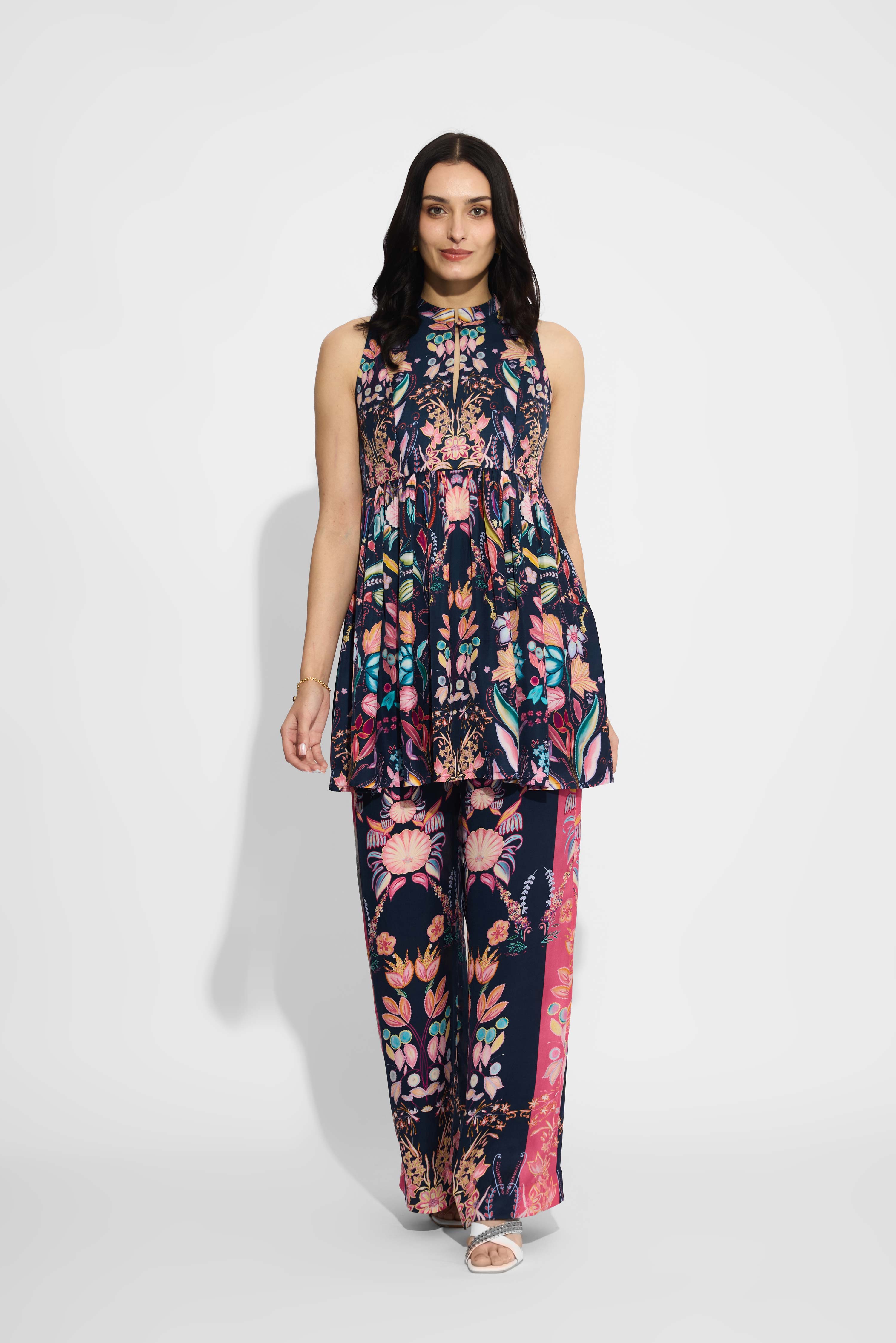 Blue Floral straight pants