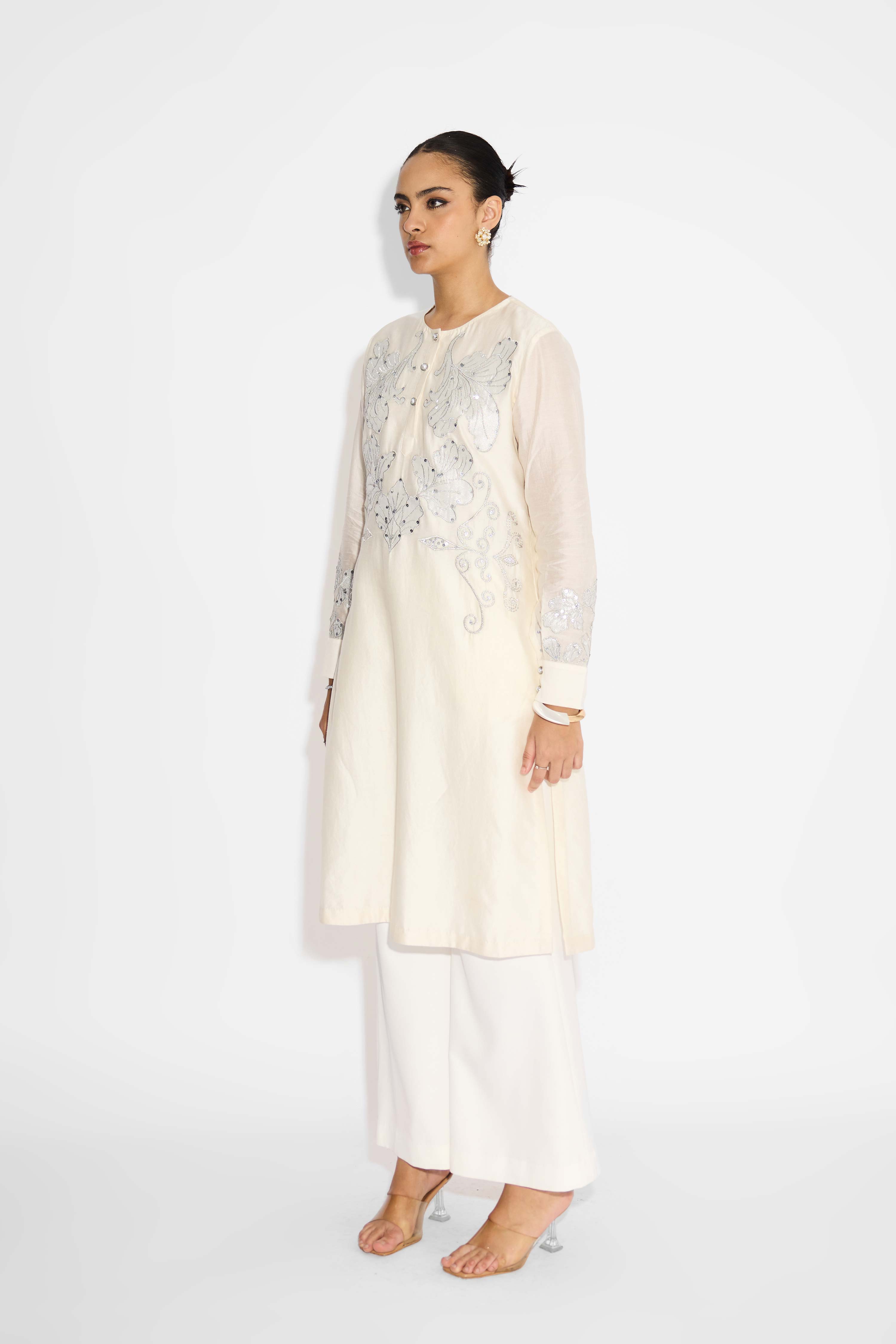 Silver Applique Ivory Straight Embellished Kurta