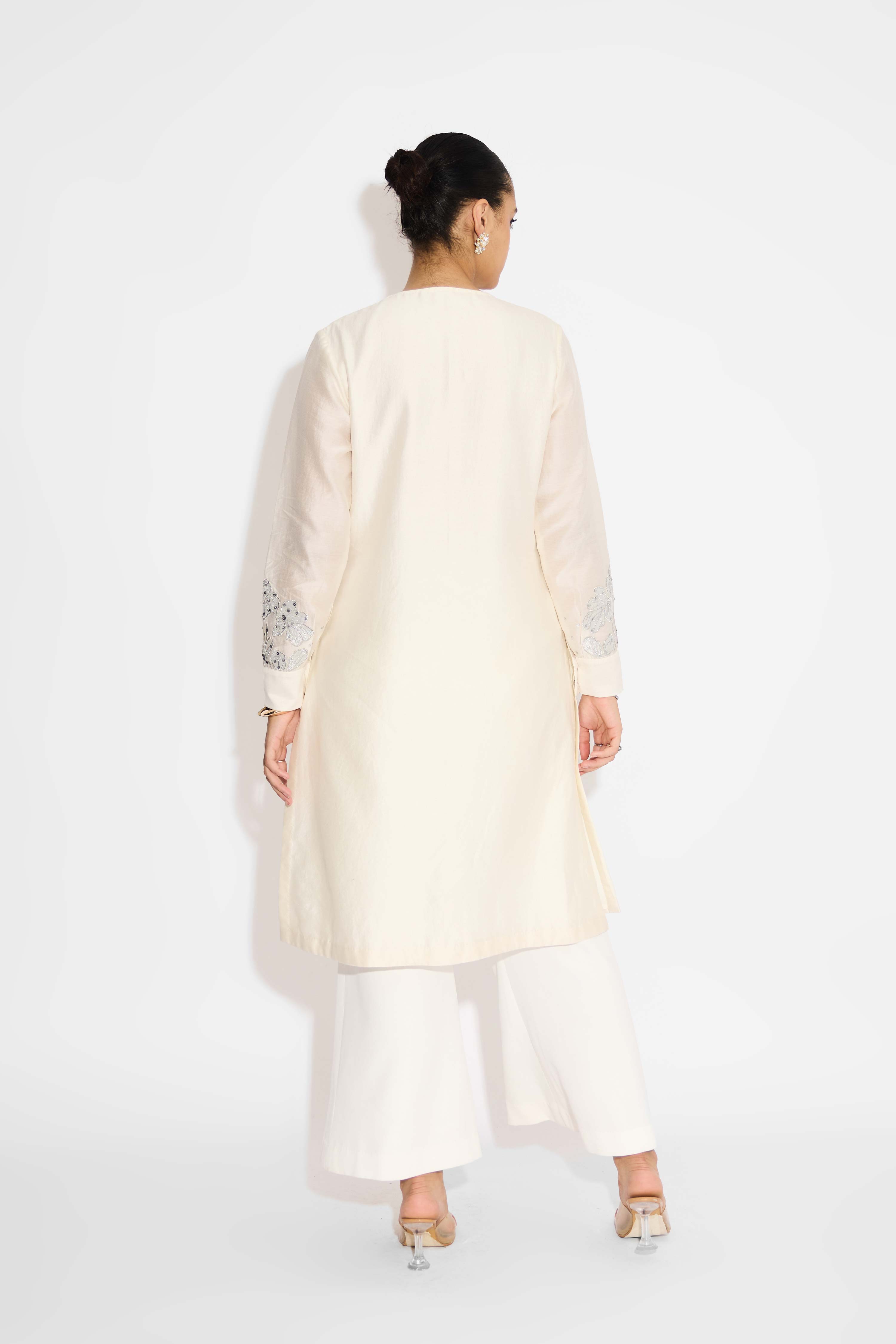 Silver Applique Ivory Straight Embellished Kurta