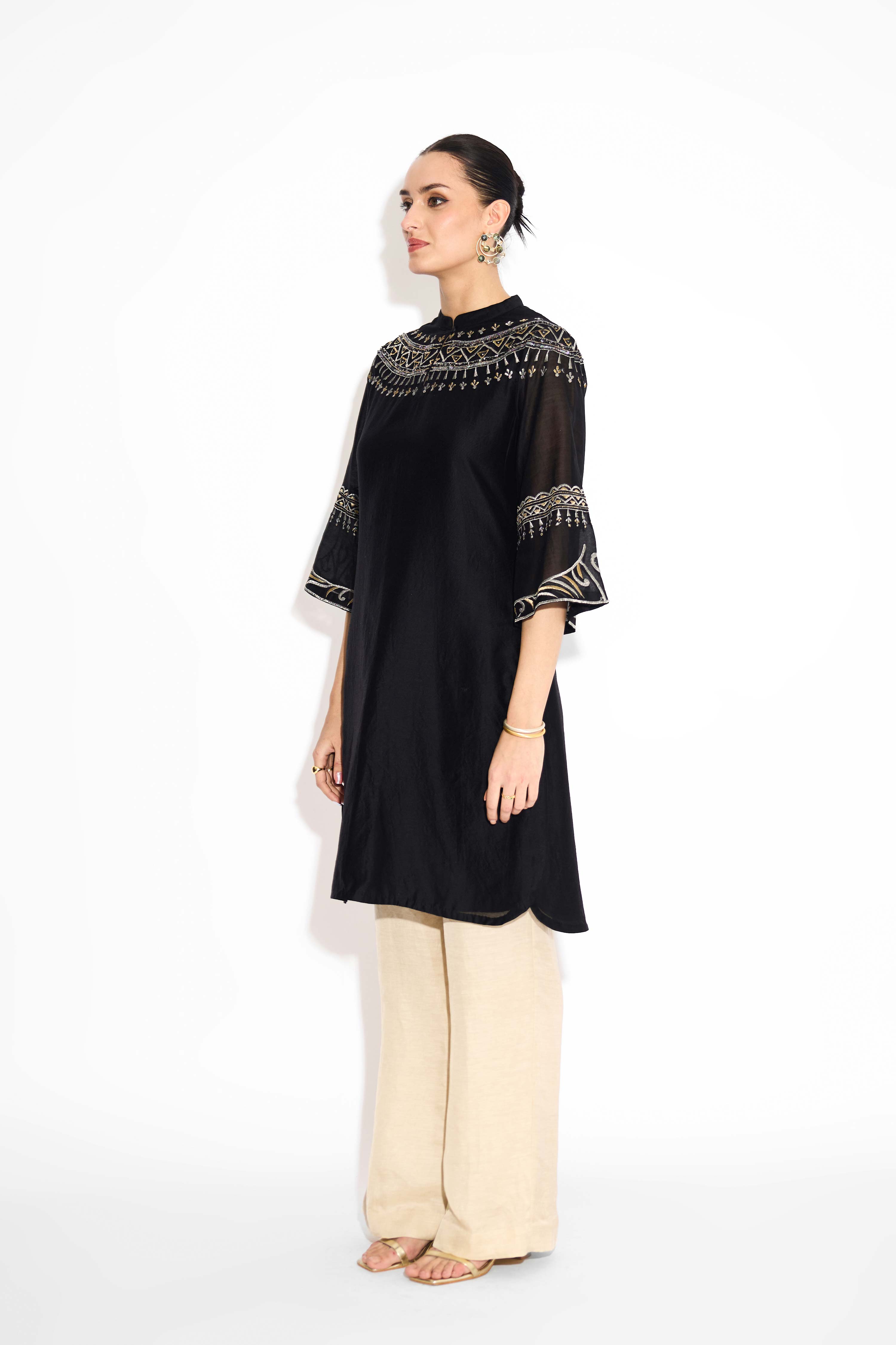 Embellished Black Straight Kurta